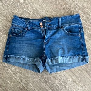 Celebrity Pink Jean Shorts - 9/29